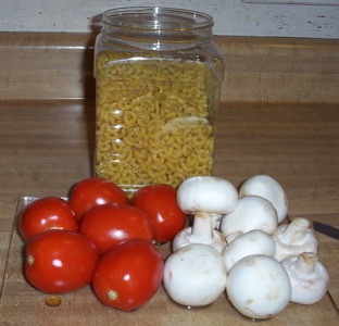 [pasta in a jar, tomatoes, mushrooms]