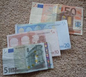 [Euro banknotes, bills]