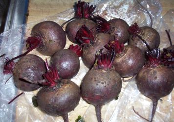[uncooked beets]