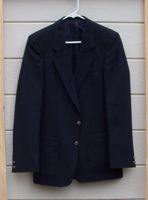 [jacket of business suit, blazer]