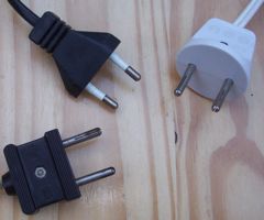 [power plugs]