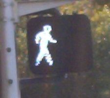 [pedestrian light]