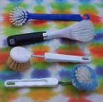 [brushes for washing dishes]