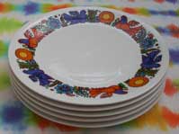 [(dining) plates]