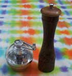 [nutmeg mill, pepper mill]