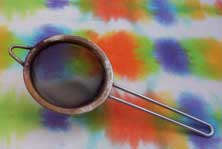 [tea strainer]